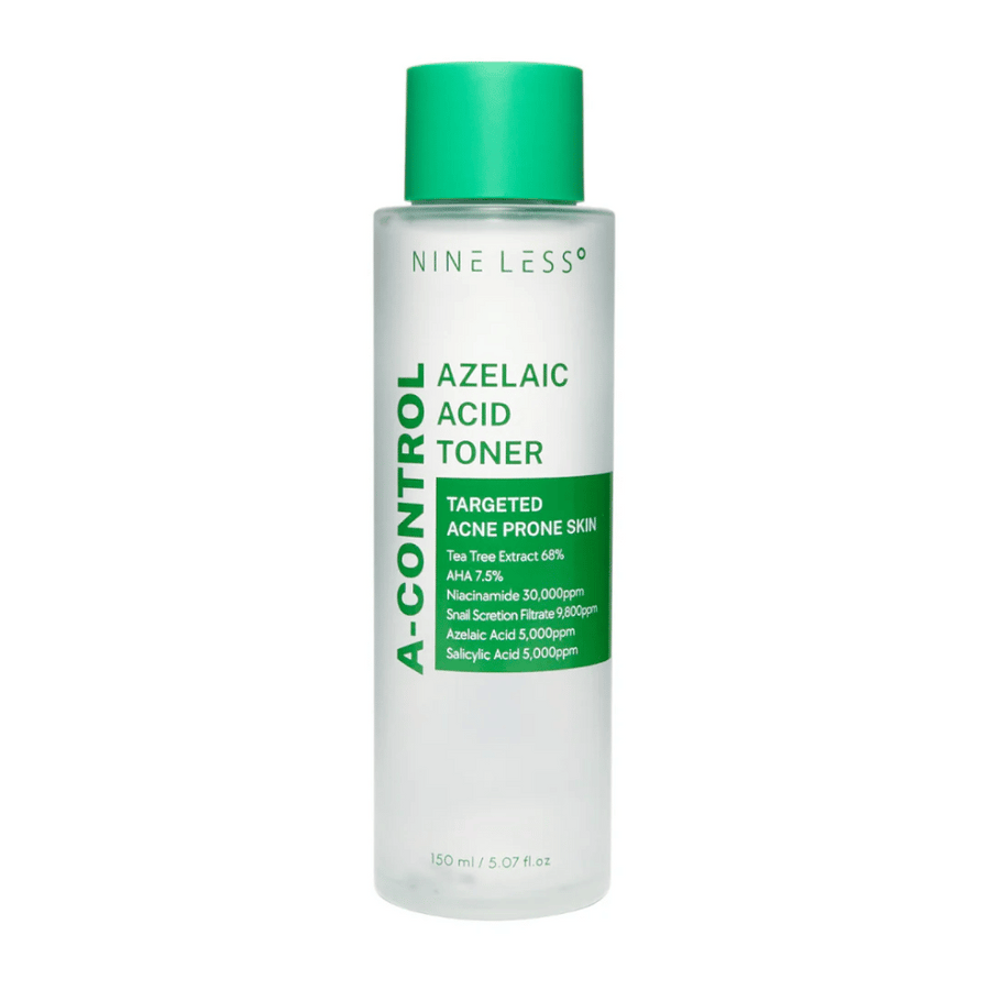 Produktbild av Nine Less A-Control Azelaic Acid Toner 150 ml i genomskinlig flaska med grön etikett och grön kork.