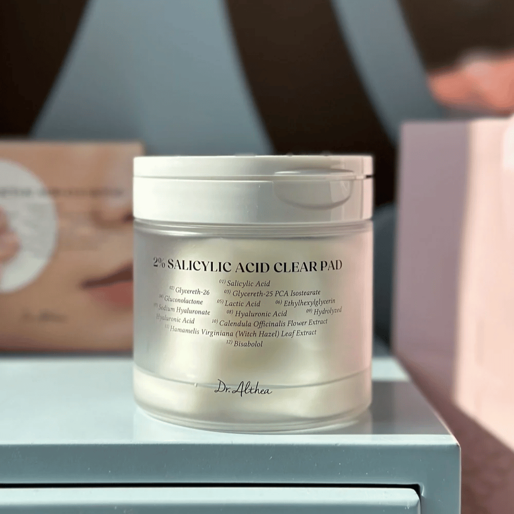 Dr. Althea 2% Salicylic Acid Clear Pad jar on shelf. Korean exfoliating pads with salicylic acid, PHA, and hyaluronic acid for impure skin and clogged pores.