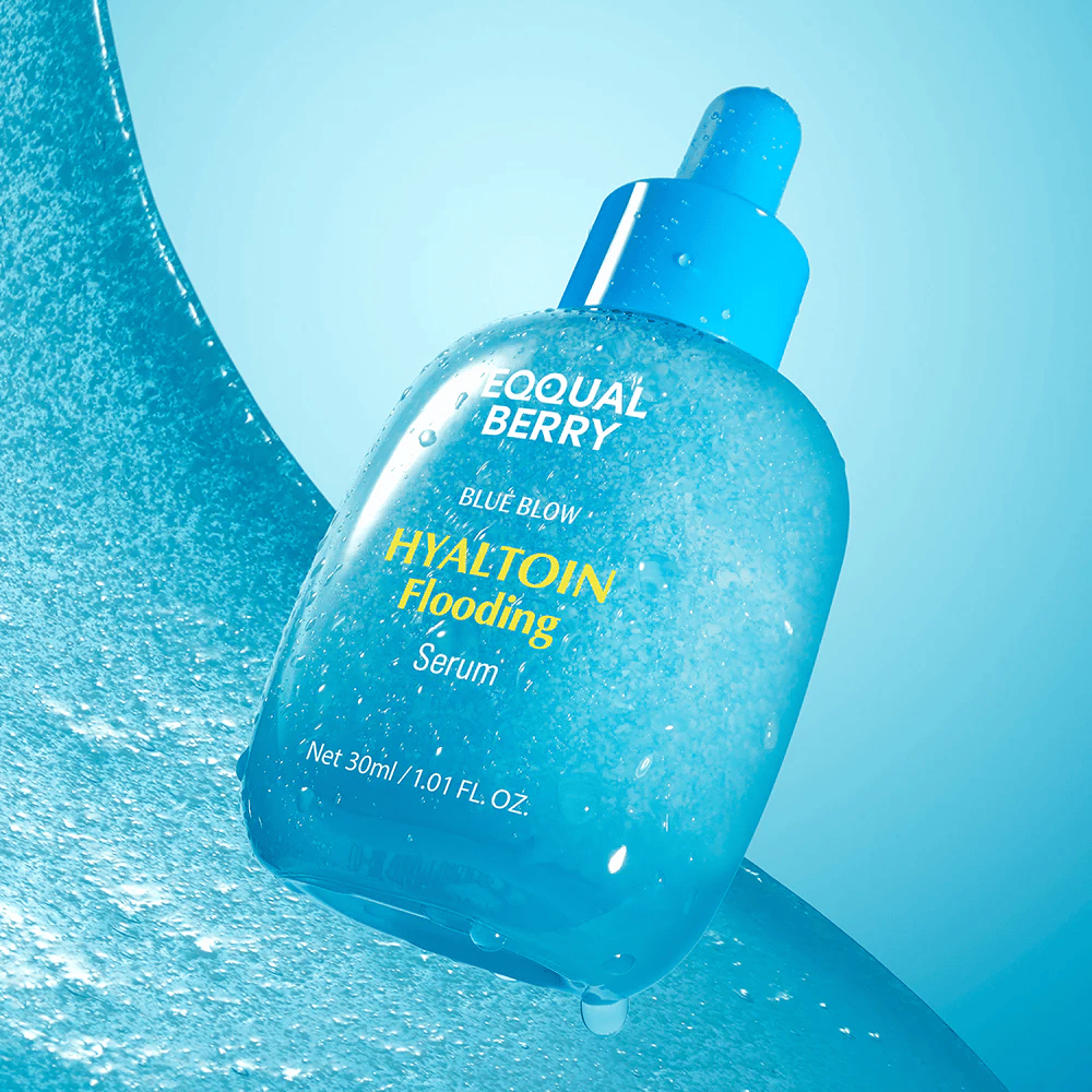 EQUAL BERRY Blue Blow Hyaltoin Flooding Serum 30 ml – moisturizing serum with hyaluronic acid and soothing effect, product image with water texture