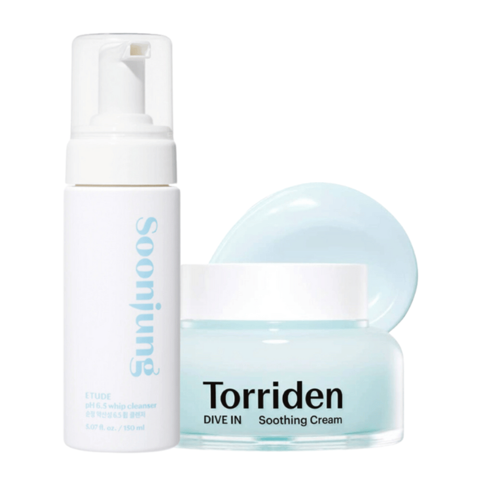 Skincare kit containing a white bottle with a pump, labeled "Soonjung", and a jar with light blue contents, labeled "Torriden Dive In Soothing Cream". The bottle is 150 ml and has a clean, minimalist design. The jar is transparent and shows a soothing, light blue cream.