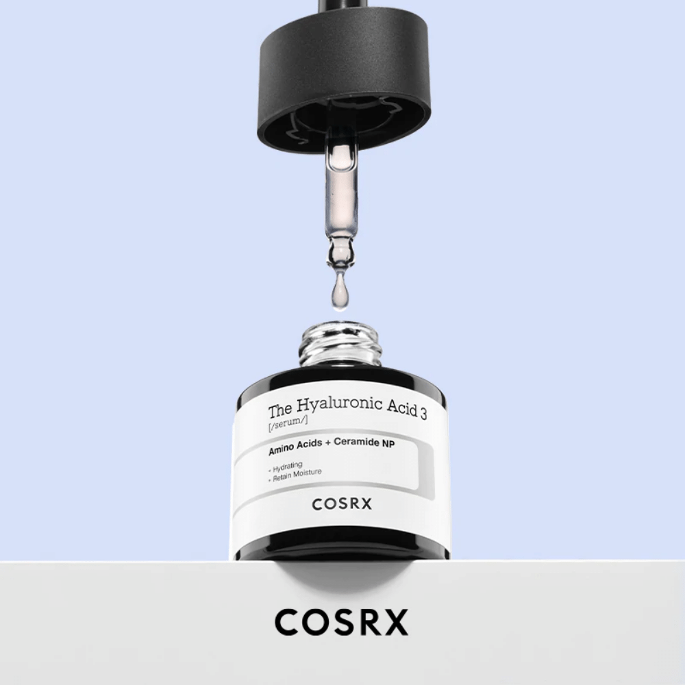 A serum with an attached dropper, containing COSRX:s The Hyaluronic Acid 3 Serum 20ml to support the skin's moisture barrier.